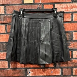 MNG Black Pleated Leather Skirt
